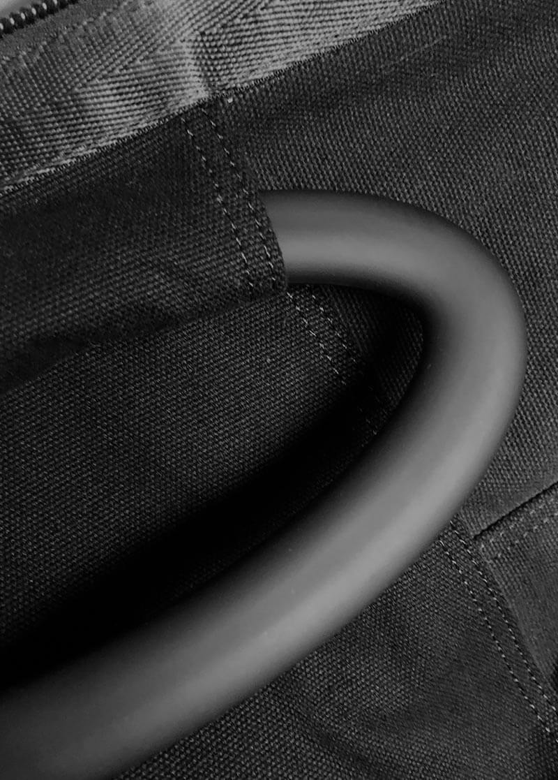 close up of satin touch handles of the Kahoots Leisure Bag