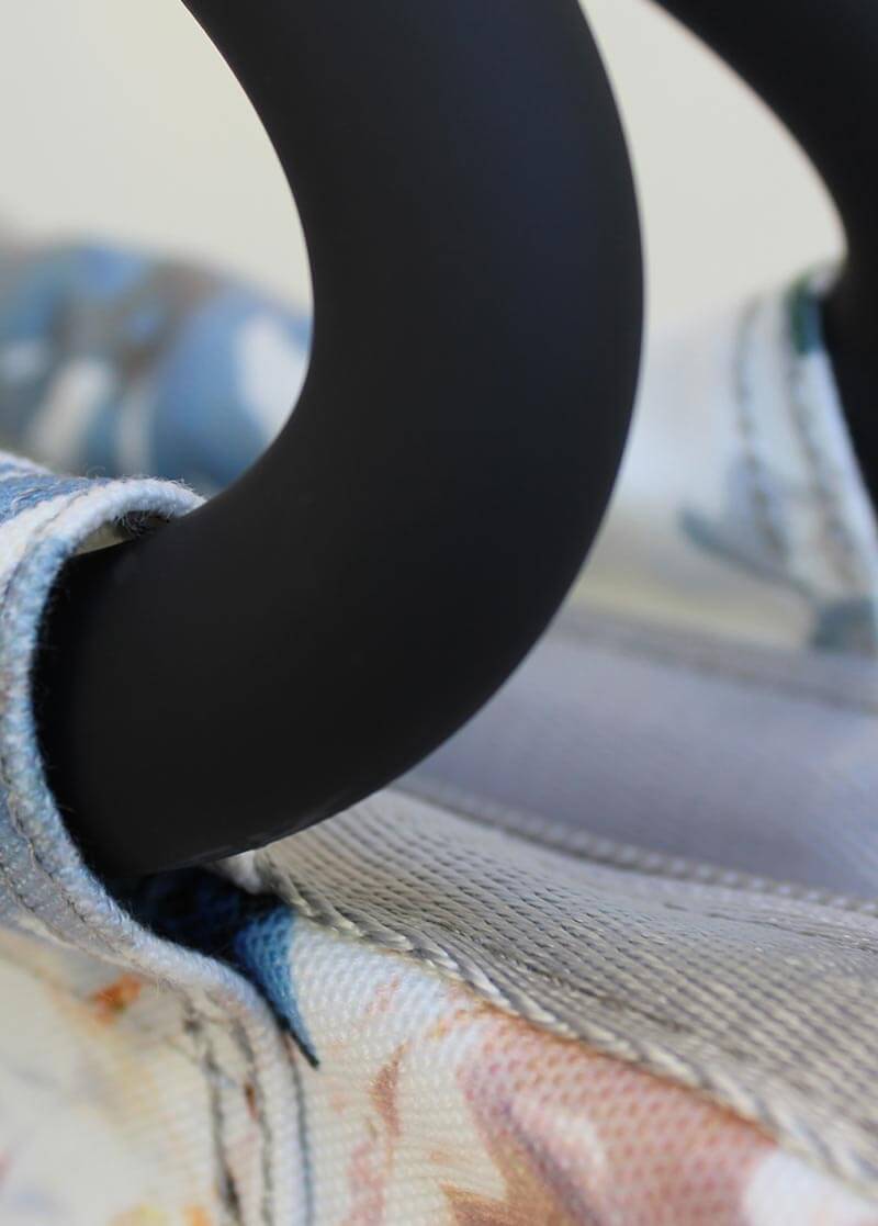 close up of satin touch handles of the Kahoots Leisure Bag