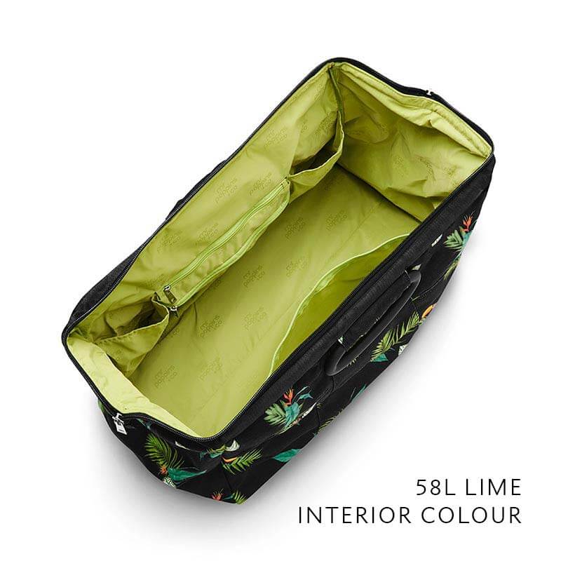 Lime interior of 58 litre leisure bag