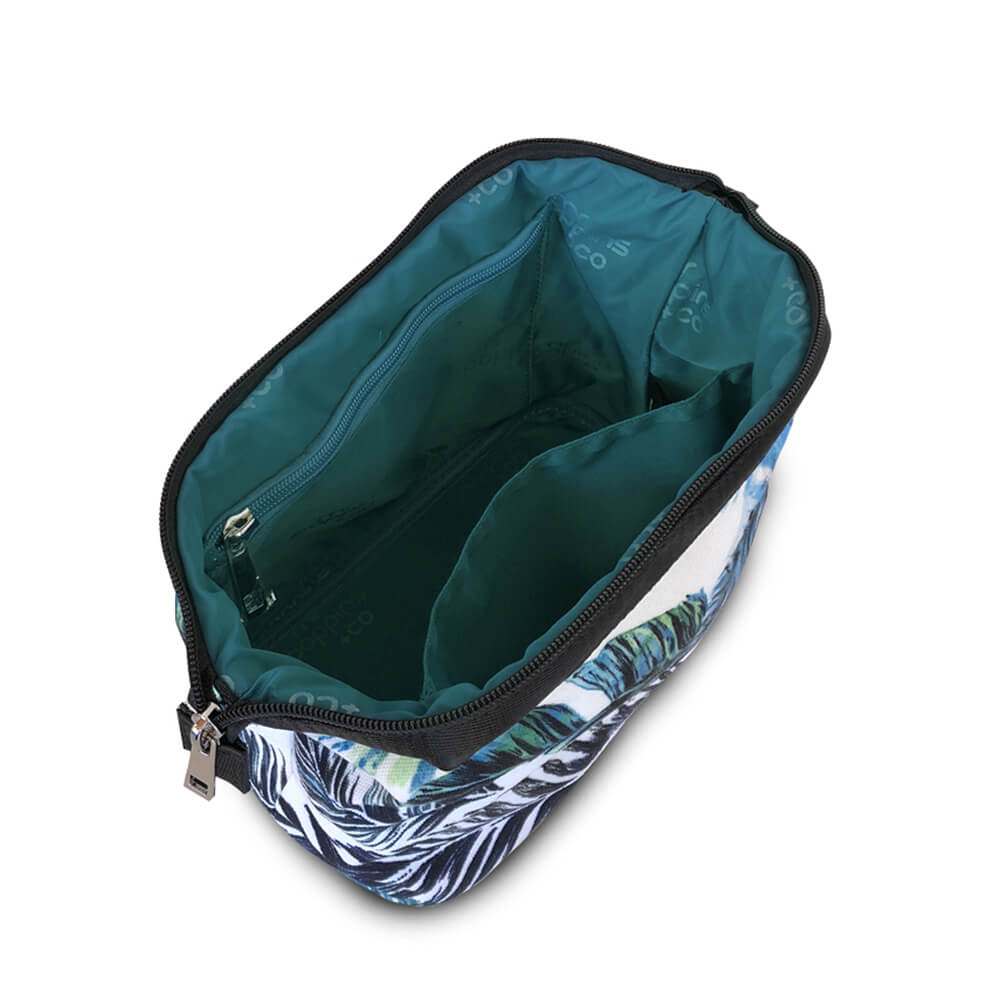 Toiletry bag in feather green and blue